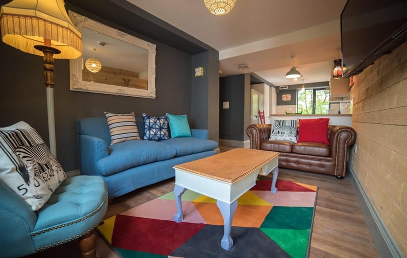 Shire Oak Road, Headingley, Leeds - Image 1